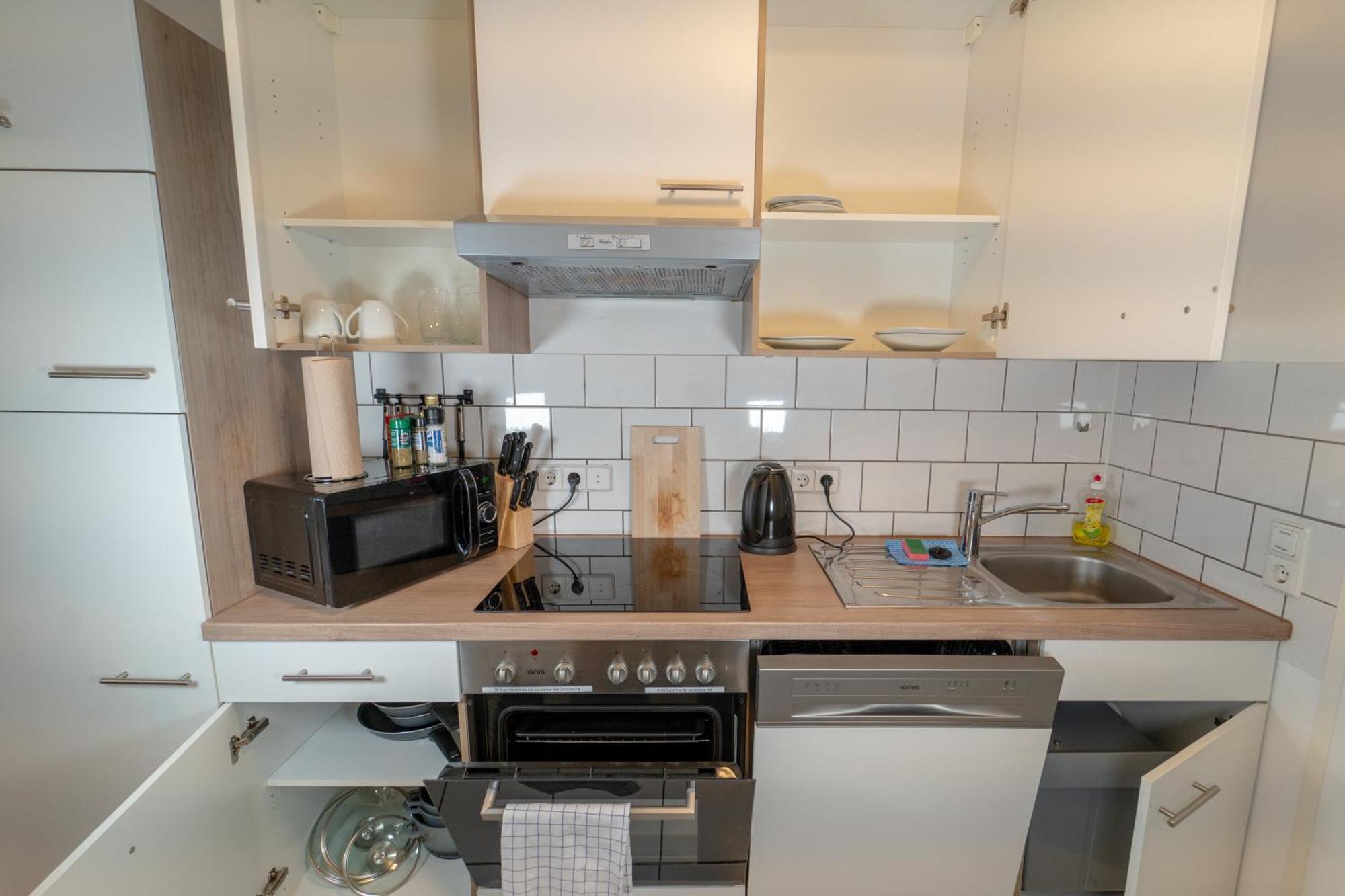Range - Apartments - Kueche - Wlan - Netflix - Bis Zu 7 Personen Fellbach Buitenkant foto