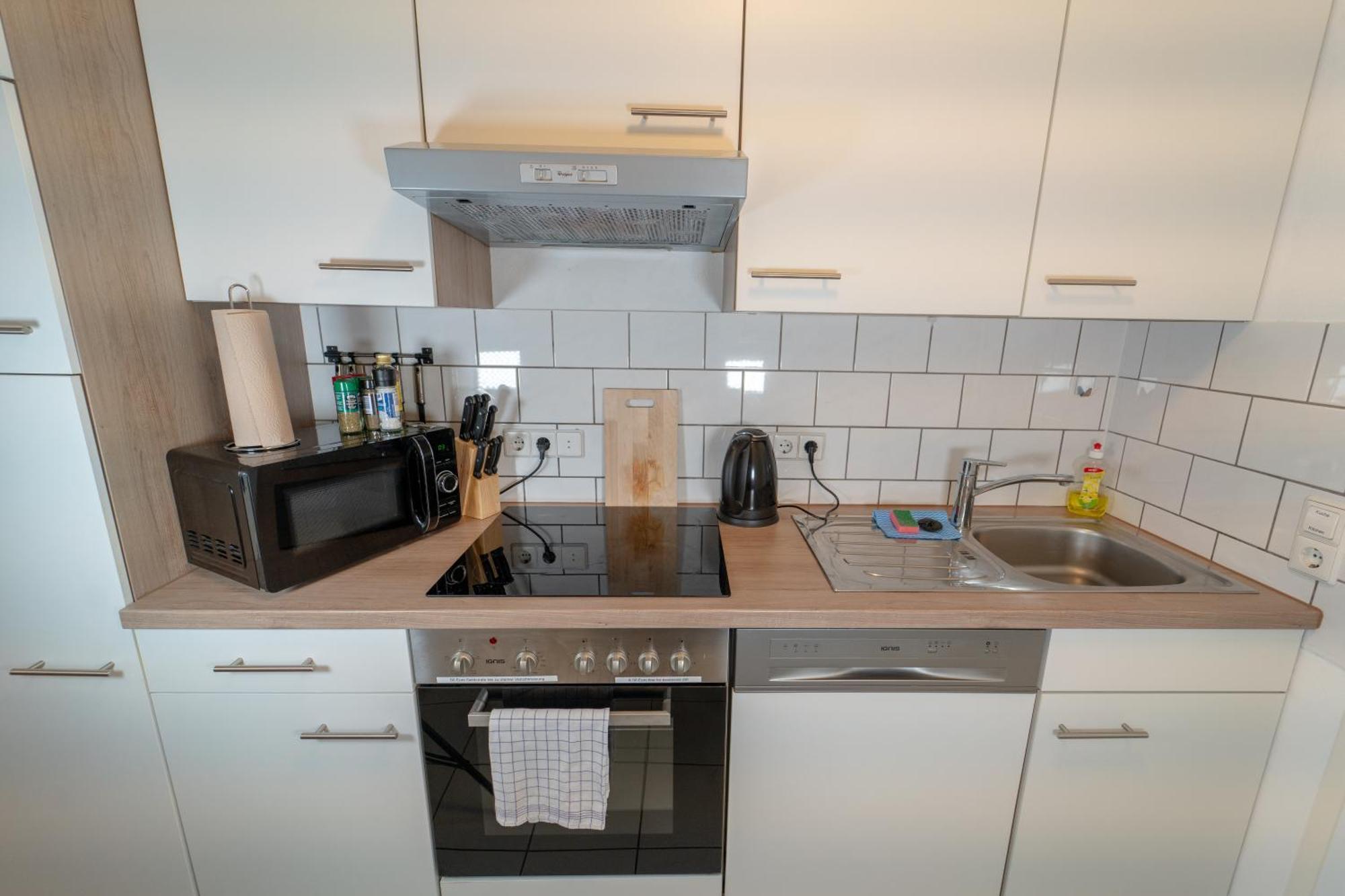 Range - Apartments - Kueche - Wlan - Netflix - Bis Zu 7 Personen Fellbach Buitenkant foto