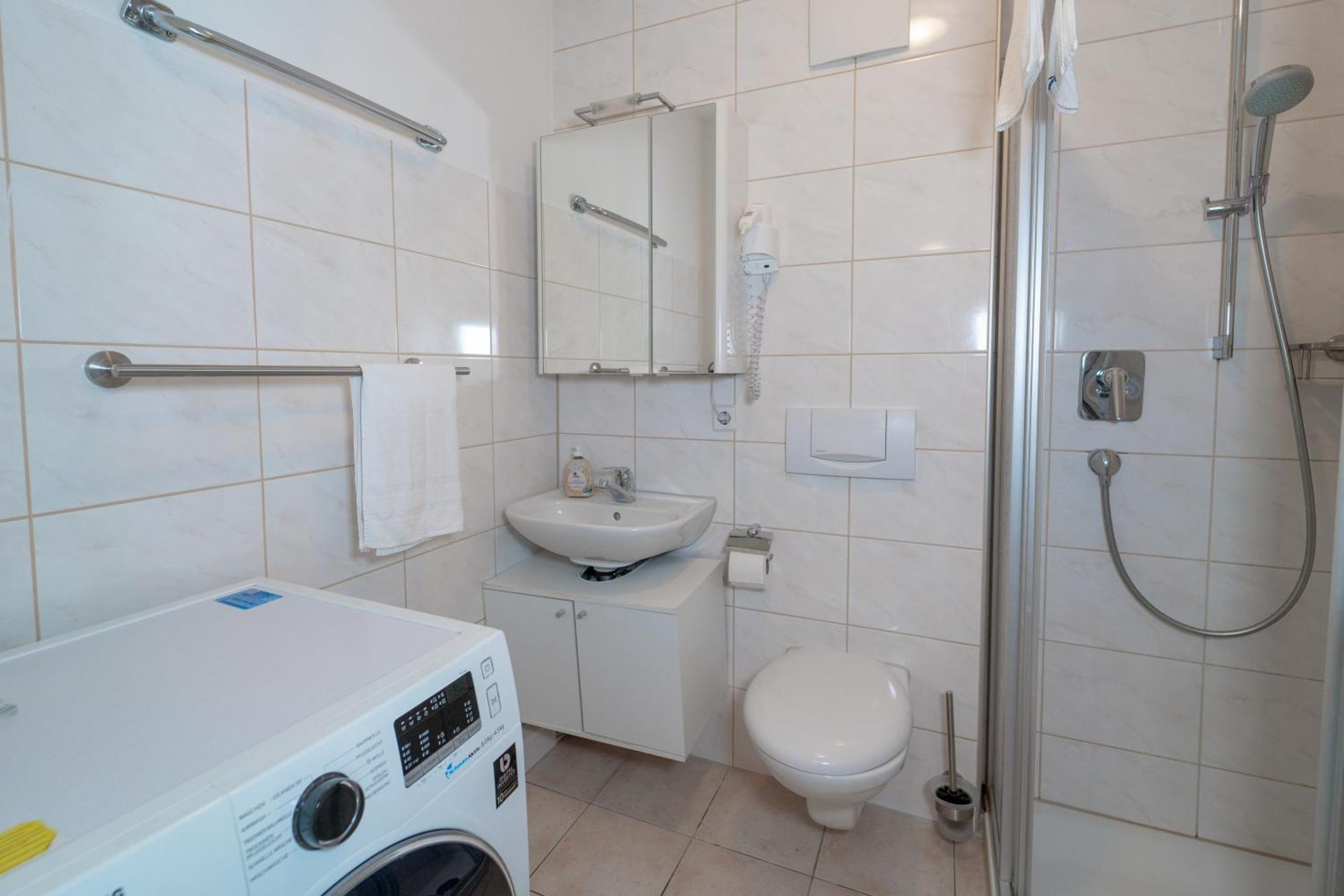 Range - Apartments - Kueche - Wlan - Netflix - Bis Zu 7 Personen Fellbach Buitenkant foto