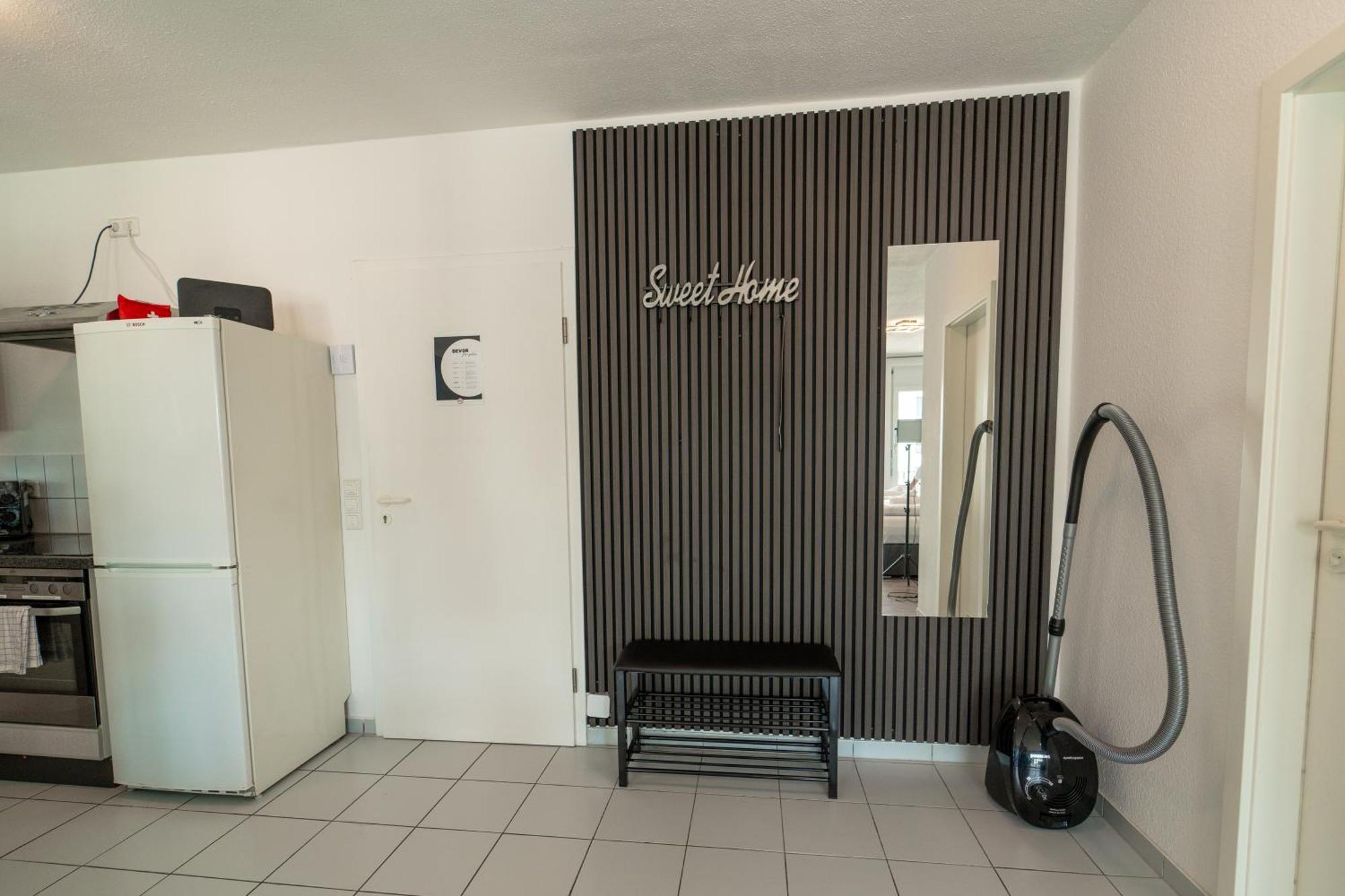Range - Apartments - Kueche - Wlan - Netflix - Bis Zu 7 Personen Fellbach Buitenkant foto